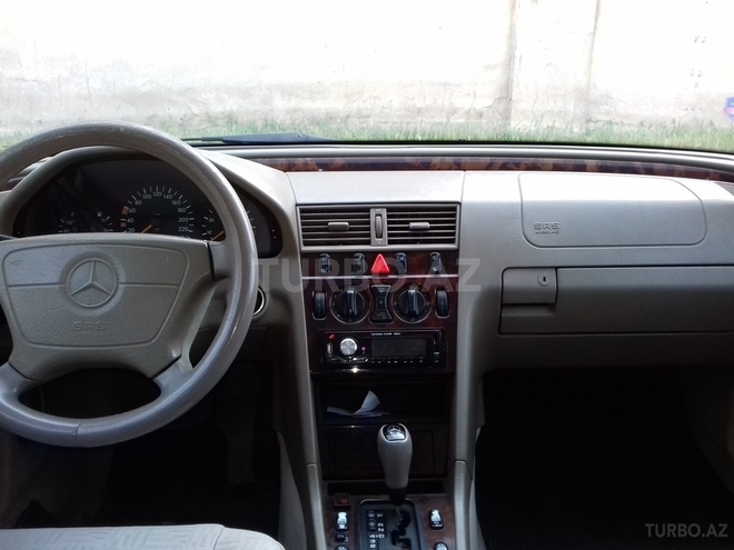 Mercedes C 180 1998, 250,000 km - 1.8 l - Sumqayıt