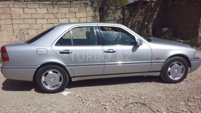 Mercedes C 180 1993, 356,415 km - 1.8 l - Salyan