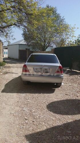 Mercedes C 180 1993, 356,415 km - 1.8 l - Salyan