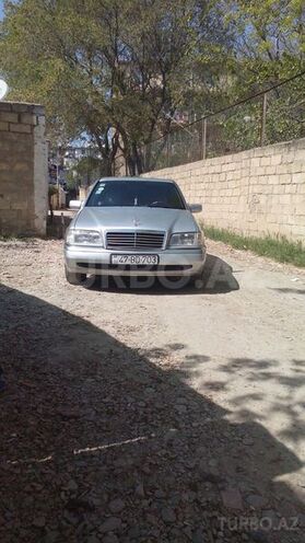 Mercedes C 180 1993, 356,415 km - 1.8 l - Salyan