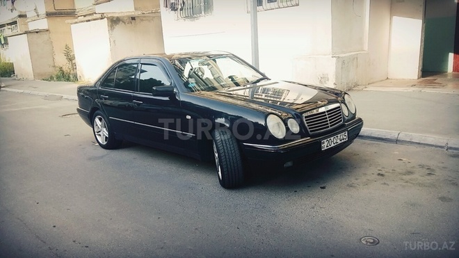 Mercedes E 240 1997, 237,000 km - 2.4 l - Bakı