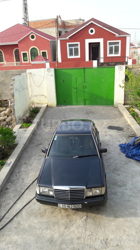 Mercedes 190 1991, 324,615 km - 2.0 l - Bakı