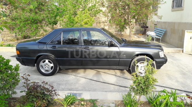 Mercedes 190 1991, 324,615 km - 2.0 l - Bakı