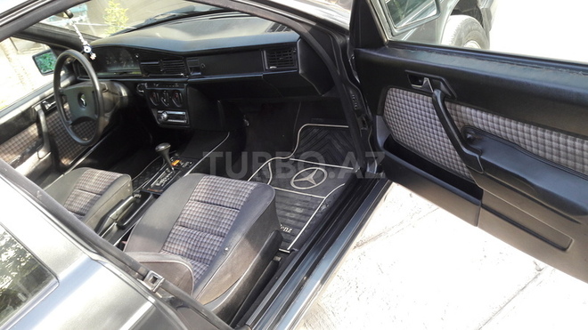 Mercedes 190 1991, 324,615 km - 2.0 l - Bakı