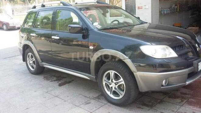 Mitsubishi Outlander 2006, 245,000 km - 2.6 l - Bakı