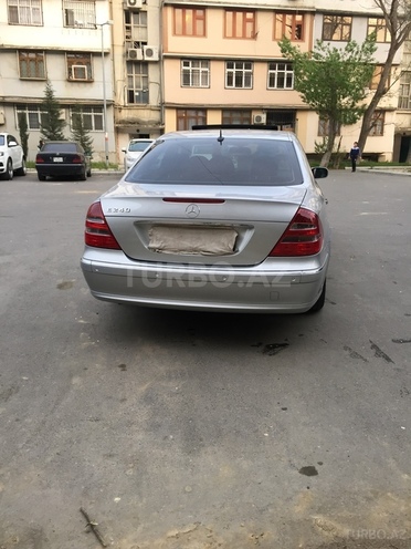 Mercedes E 240 2004, 193,267 km - 2.4 л - Bakı