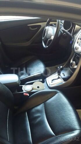 Hyundai Elantra 2011, 118,000 km - 1.8 l - Göygöl