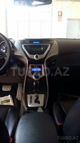 Hyundai Elantra 2011, 118,000 km - 1.8 l - Göygöl