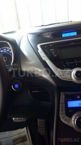Hyundai Elantra 2011, 118,000 km - 1.8 l - Göygöl