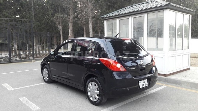 Nissan Tiida 2008, 220,000 km - 1.6 л - Sumqayıt