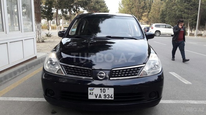 Nissan Tiida 2008, 220,000 km - 1.6 л - Sumqayıt