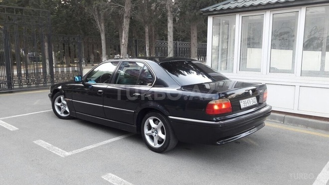 BMW 740 1998, 225,000 km - 4.4 л - Sumqayıt