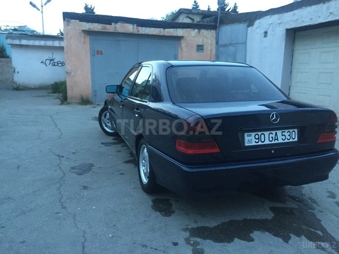 Mercedes C 180 1999, 230,000 km - 1.8 l - Bakı