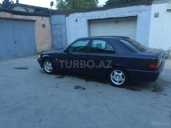 Mercedes C 180 1999, 230,000 km - 1.8 l - Bakı
