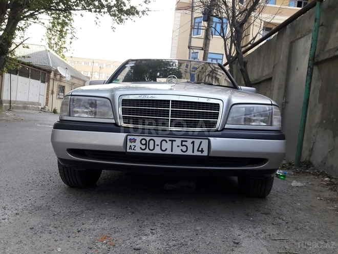 Mercedes C 240 1996, 275,000 km - 2.4 л - Xırdalan