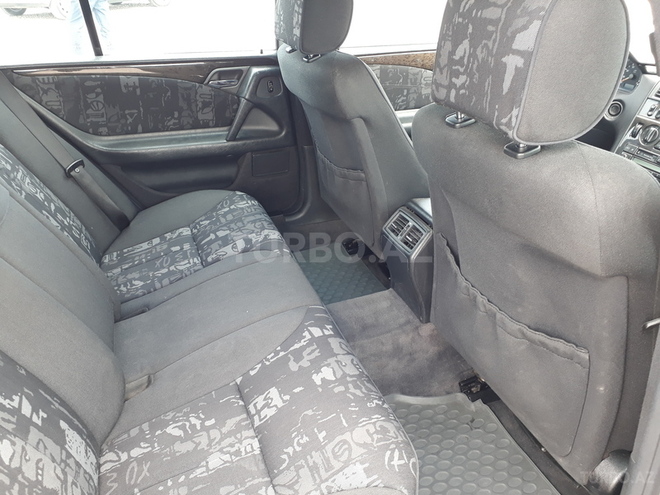 Mercedes E 200 1999, 255,200 km - 2.0 л - Gəncə