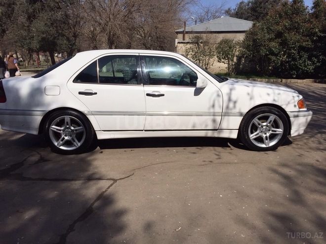 Mercedes C 280 1999, 205,000 km - 2.8 л - Bakı