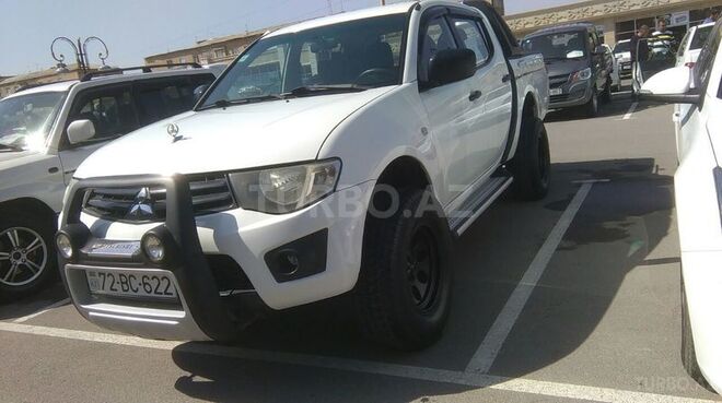 Mitsubishi L200 2011, 120,000 km - 2.5 л - Naxçıvan