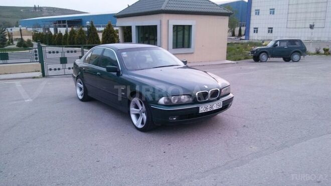 BMW 523 1998, 324,000 km - 2.5 l - Bakı