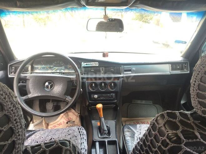 Mercedes 190 1992, 203,987 km - 1.8 l - Bakı