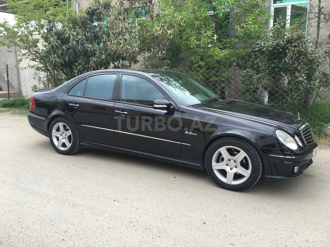 Mercedes E 240 2005, 210,000 km - 2.6 l - Gəncə
