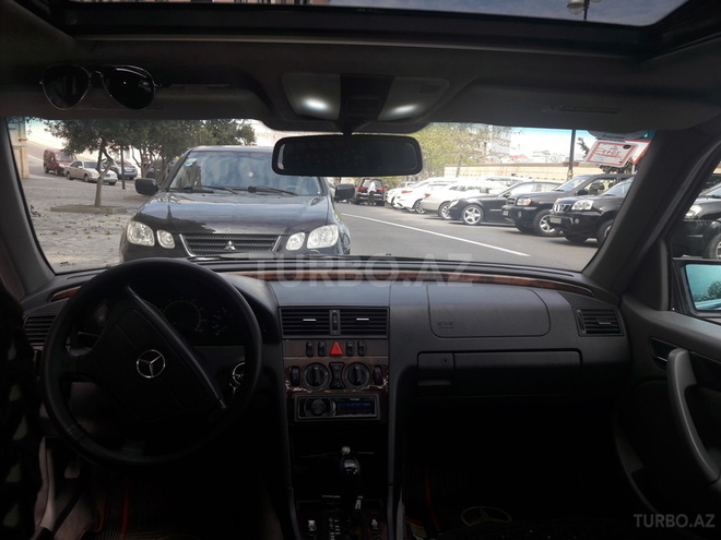 Mercedes C 230 1999, 227,000 km - 2.3 л - Bakı