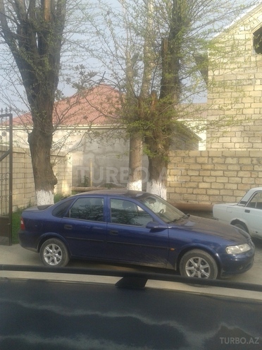 Opel Vectra 1997, 123,456 km - 1.6 l - Xaçmaz