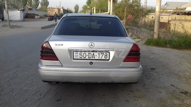 Mercedes C 220 1994, 379,000 km - 2.2 л - Sumqayıt