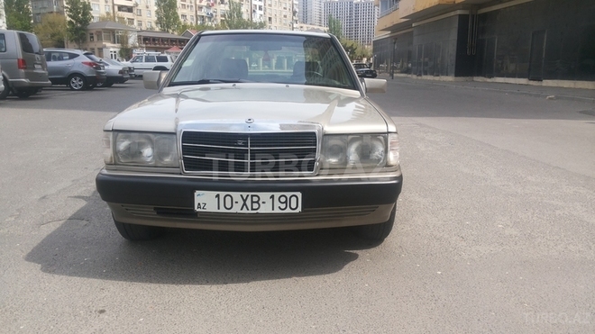 Mercedes 190 1992, 240,000 km - 1.8 л - Bakı