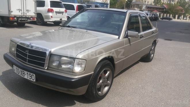 Mercedes 190 1992, 240,000 km - 1.8 л - Bakı