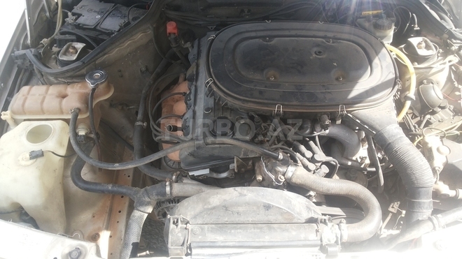 Mercedes 190 1992, 240,000 km - 1.8 л - Bakı