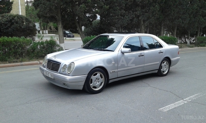 Mercedes E 230 1996, 172,000 km - 2.3 л - Sumqayıt