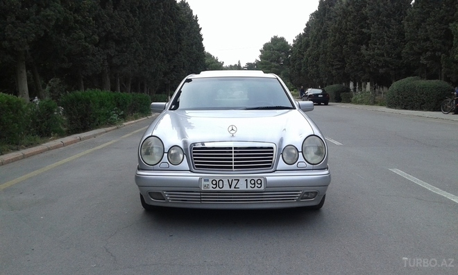 Mercedes E 230 1996, 172,000 km - 2.3 л - Sumqayıt