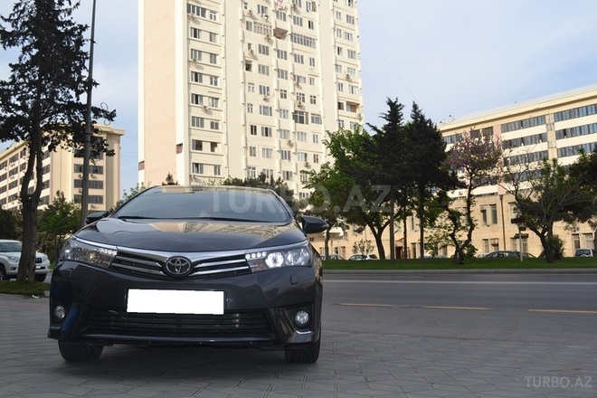 Toyota Corolla 2014, 73,000 km - 1.6 l - Bakı