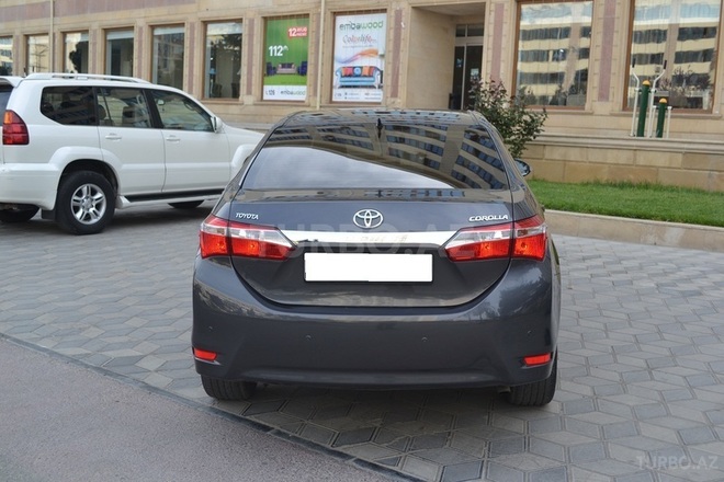 Toyota Corolla 2014, 73,000 km - 1.6 l - Bakı