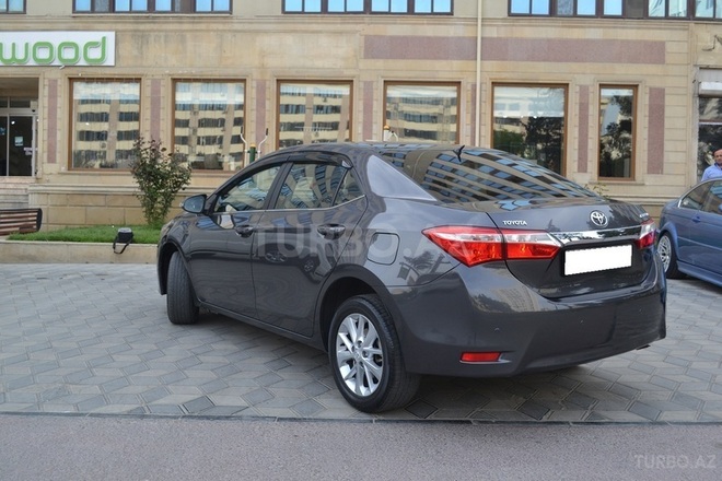Toyota Corolla 2014, 73,000 km - 1.6 l - Bakı