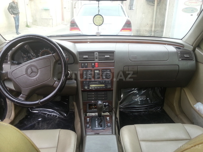 Mercedes C 280 1995, 150,000 km - 2.8 л - Bakı