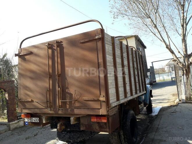ZIL 130 1987, 125,652 km - 6.0 l - Salyan