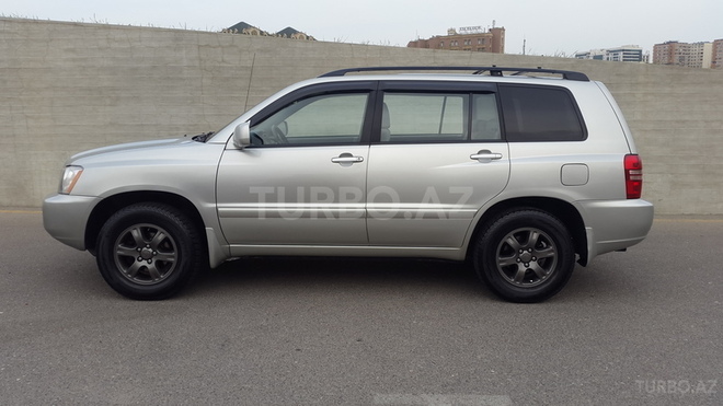 Toyota Highlander 2004, 187,000 km - 3.0 l - Bakı