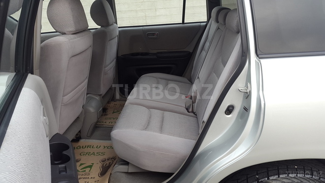 Toyota Highlander 2004, 187,000 km - 3.0 l - Bakı