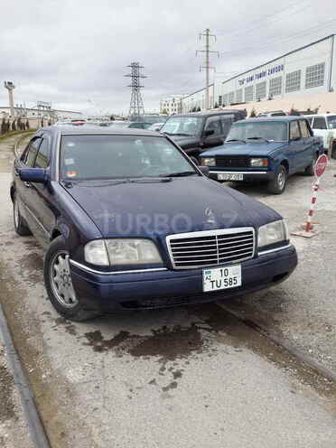 Mercedes C 220 1995, 275,000 km - 2.2 л - Bakı