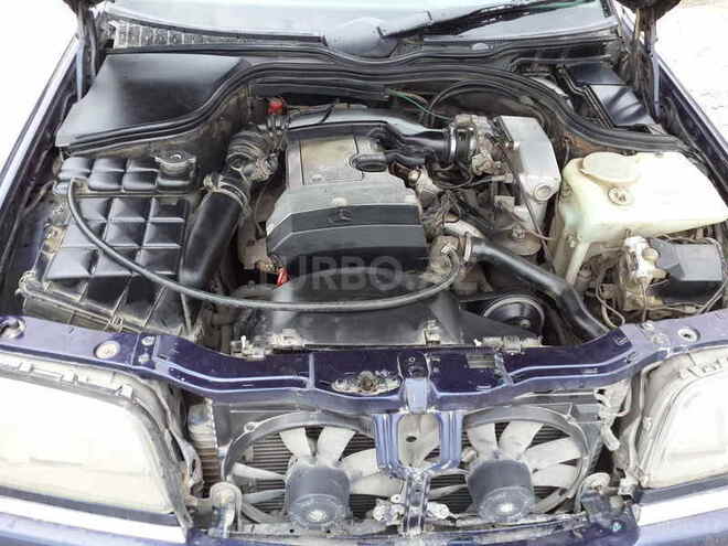 Mercedes C 220 1995, 275,000 km - 2.2 л - Bakı