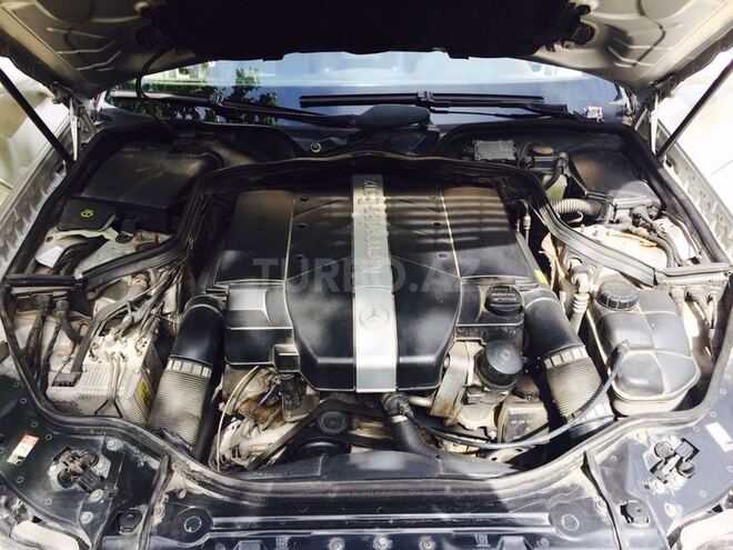 Mercedes E 240 2002, 200,000 km - 2.4 l - Bakı