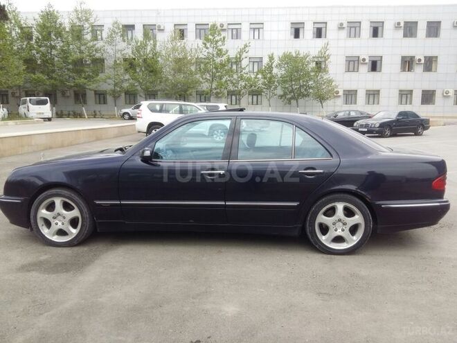 Mercedes C 270 2000, 301,000 km - 2.7 l - Bakı