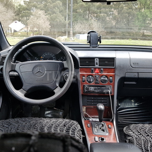 Mercedes C 180 1997, 213,000 km - 1.8 l - Bakı