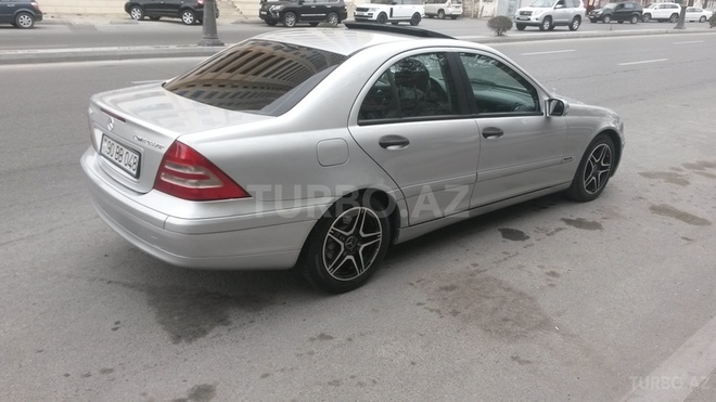 Mercedes C 200 2000, 230,000 km - 2.0 l - Bakı