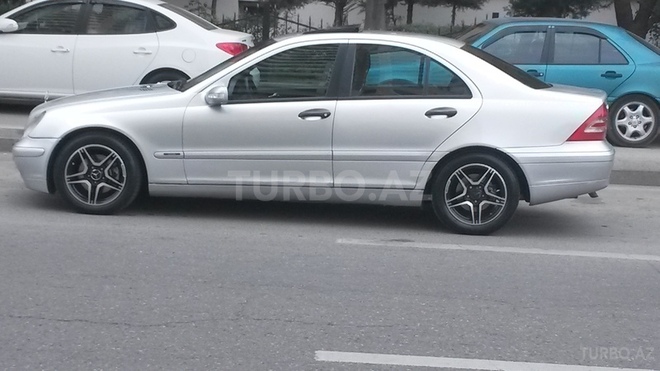 Mercedes C 200 2000, 230,000 km - 2.0 l - Bakı