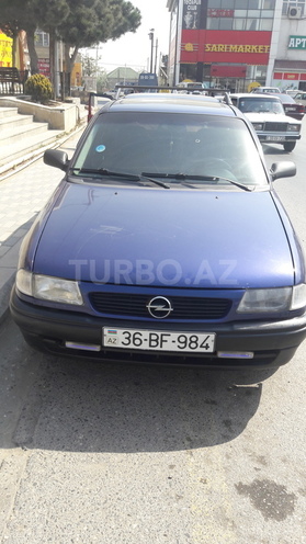 Opel Astra 1995, 350,000 km - 1.6 l - Bakı