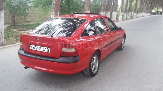 Opel Vectra 1996, 250,000 km - 2.0 l - Sumqayıt