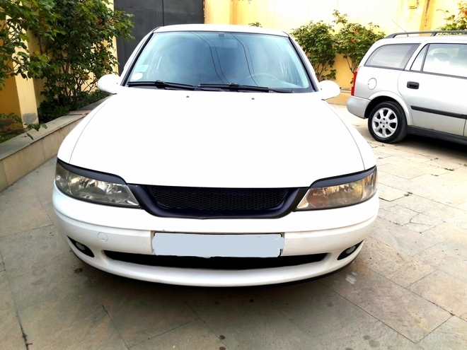 Opel Vectra 2000, 200,000 km - 1.6 l - Bakı